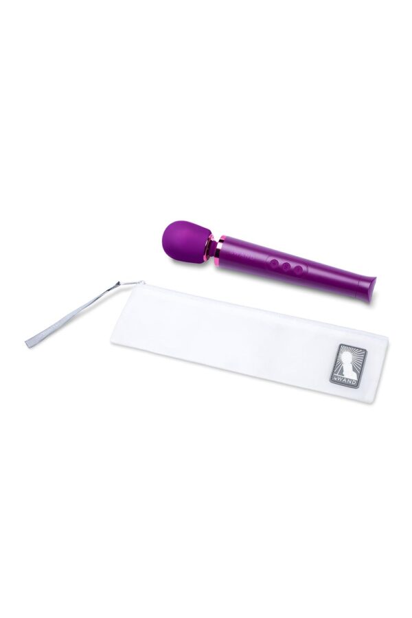 Le Wand Petite Rechargeable Vibrating Massager Cherry